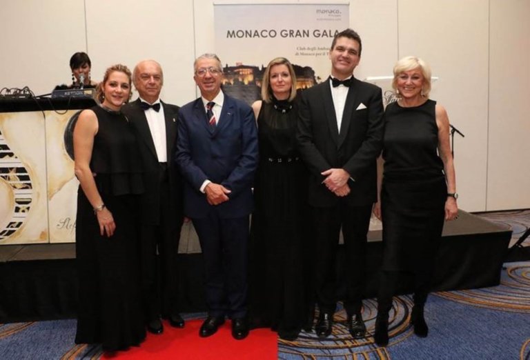 Laura Argiolas e Margherita Lastrucci al Galà degli Ambasciatori del